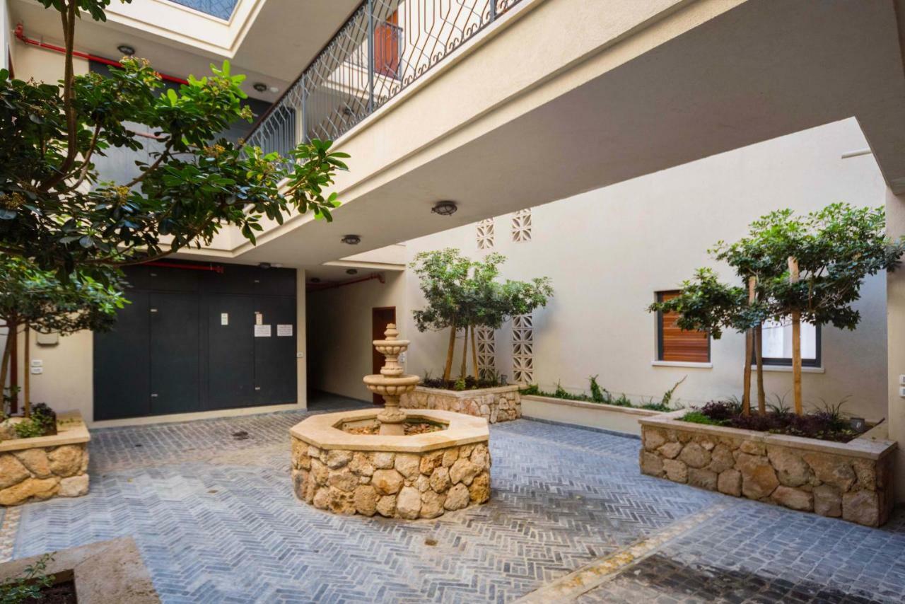 Duplex With Sea View Terrace Above The Flea Market Tel Aviv Exterior foto